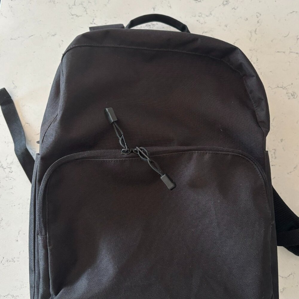 Lo and Sons Lightweight Backpack